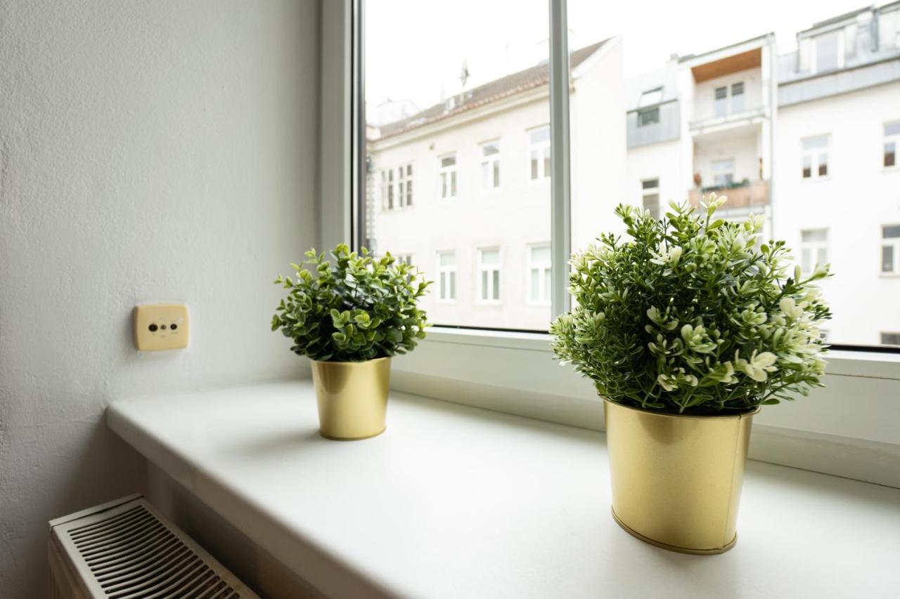 Lovely 1-Bedroom Apartment Next To Praterstern Wiedeń Zewnętrze zdjęcie